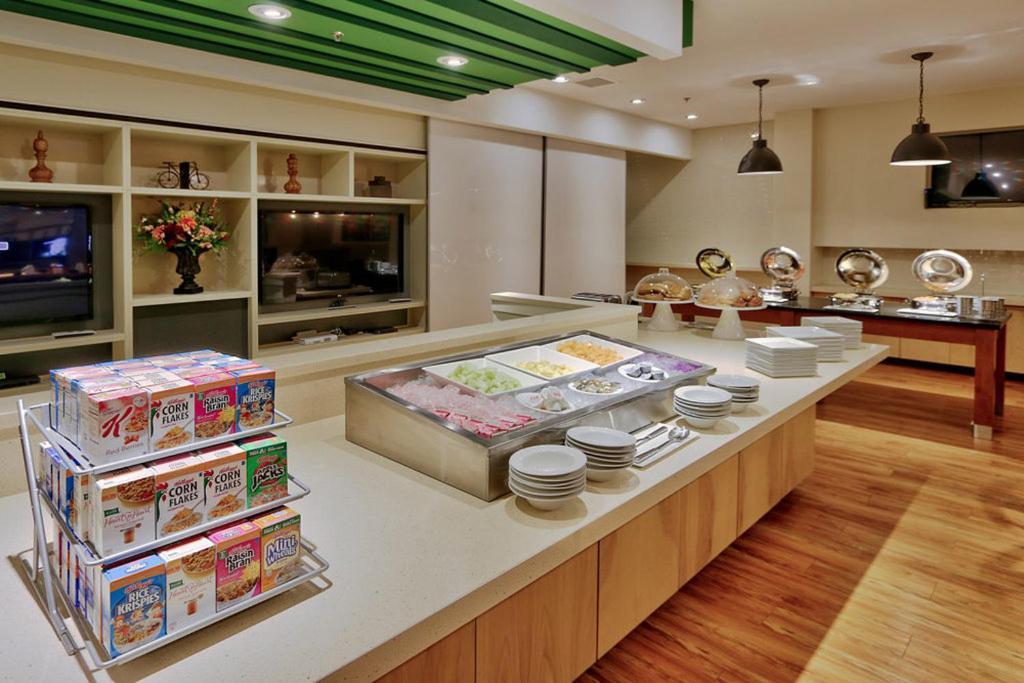 Holiday Inn Roswell By Ihg Екстер'єр фото